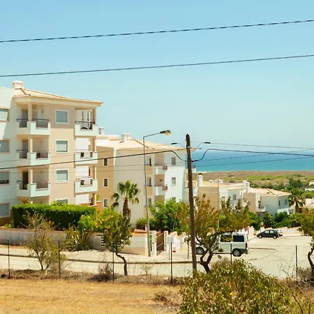 A11 - Marinapark Hill Beach *